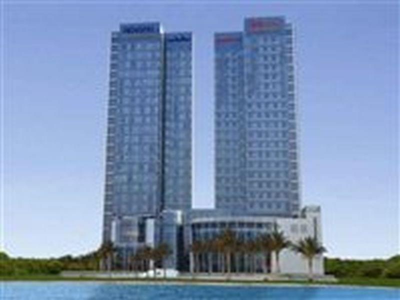 Ibis Abu Dhabi Gate Hotel Exterior photo